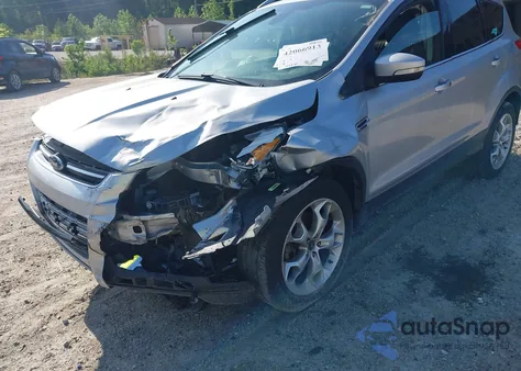 2013 Ford Escape Titanium из США, поврежденный, VIN 1FMCU0J98DUB13249